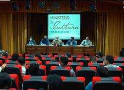 trasmision-en-vivo-desde-el-ministerio-de-cultura