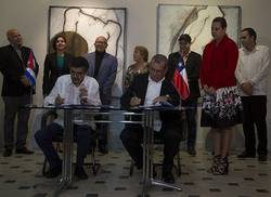 firman-cuba-y-chile-convenio-de-cooperacion-cinematografica-por-beatriz-albert-e-irene-perez