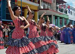 iniciaron-las-romerias-de-mayo-festival-de-la-alegria-y-la-juventud