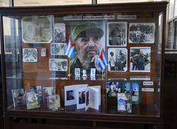 la-biblioteca-nacional-realiza-homenaje-a-fidel-castro-ruz