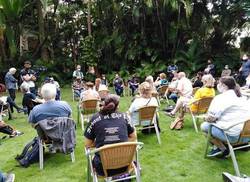 sostienen-encuentro-miembros-de-la-caravana-de-la-amistad-estados-unidos-cuba-con-artistas-y-escritores-cubanos