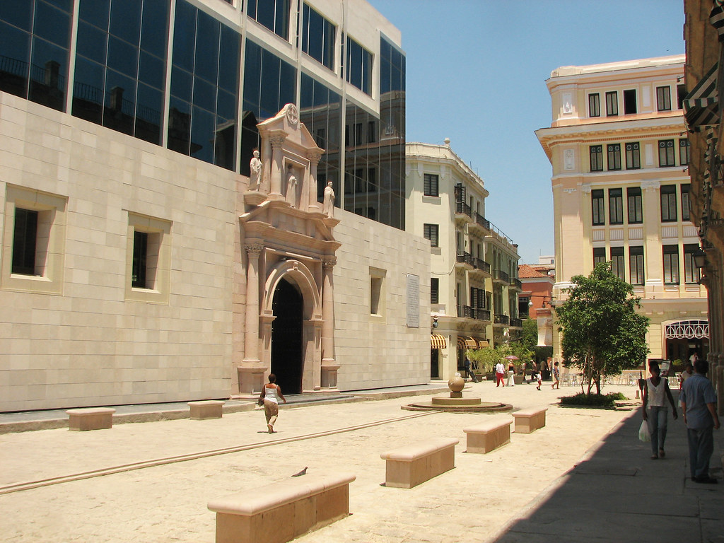 coloquio-de-educacion-patrimonial-en-universidad-de-san-geronimo