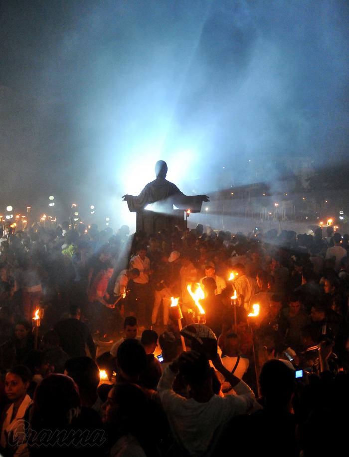 la-noche-de-cara-al-sol