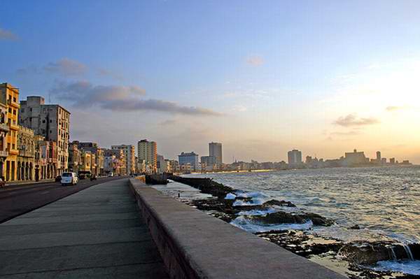 los-poetas-cubanos-y-las-calles-de-la-habana