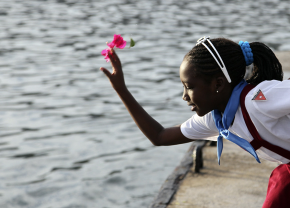 nuestro-canto-una-flor