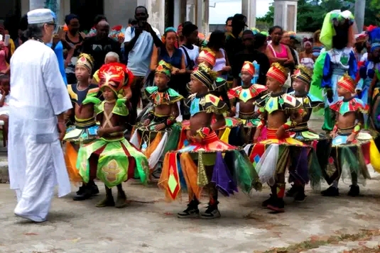 quince-anos-danzandole-a-la-habana