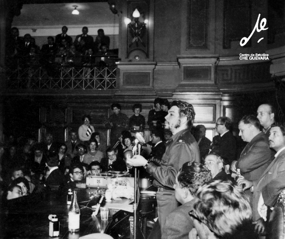 discurso-en-la-universidad-de-montevideo