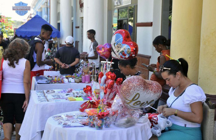 feria-de-arte-popular-irradia-identidad-guantanamera