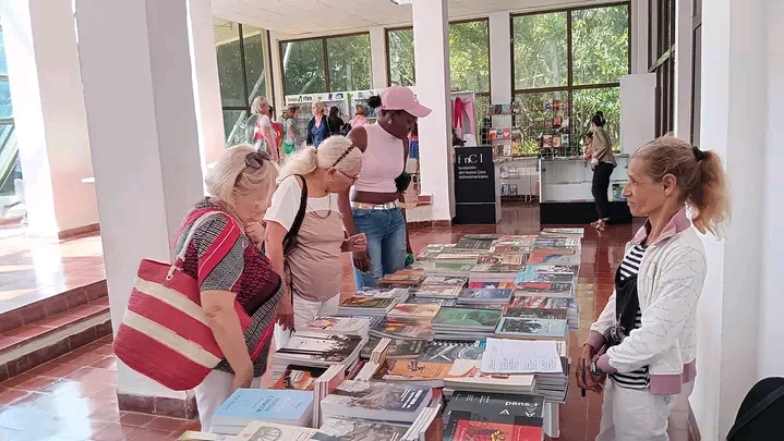 fundacion-del-nuevo-cine-latinoamericano-con-amplio-programa-de-actividades-culturales-en-feria-internacional-del-libro