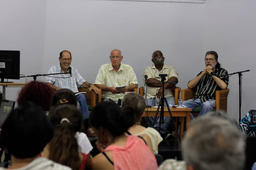 homenaje-a-desiderio-navarro-en-la-casa-de-las-americas