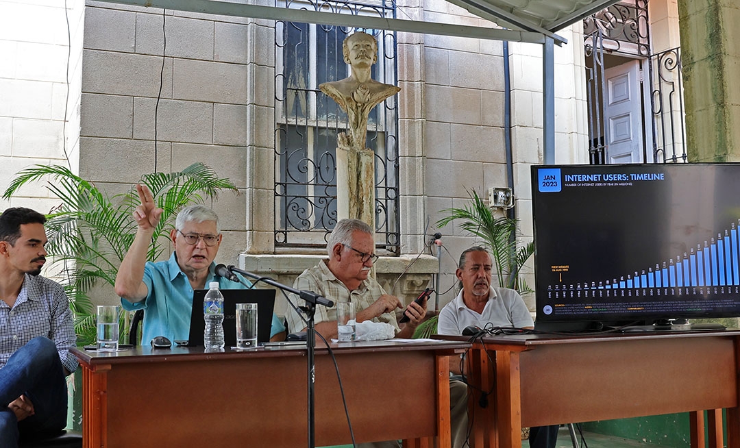 cultura-y-nacion-sobre-el-periodismo-y-la-literatura