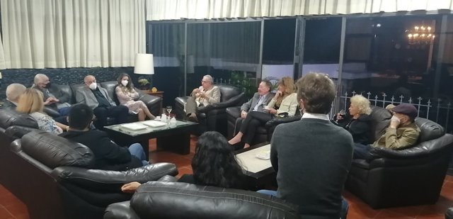 dialogo-ministro-de-cultura-de-cuba-con-intelectuales-y-academicos-mexicanos