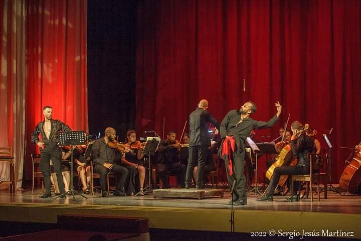 lo-magico-y-lo-terrenal-en-gala-por-el-aniversario-159-del-teatro-sauto