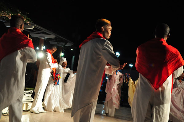 ofrenda-a-boti-en-la-apertura-de-la-semana-de-la-cultura-guantanamera-por-dayana-mesa-giralt