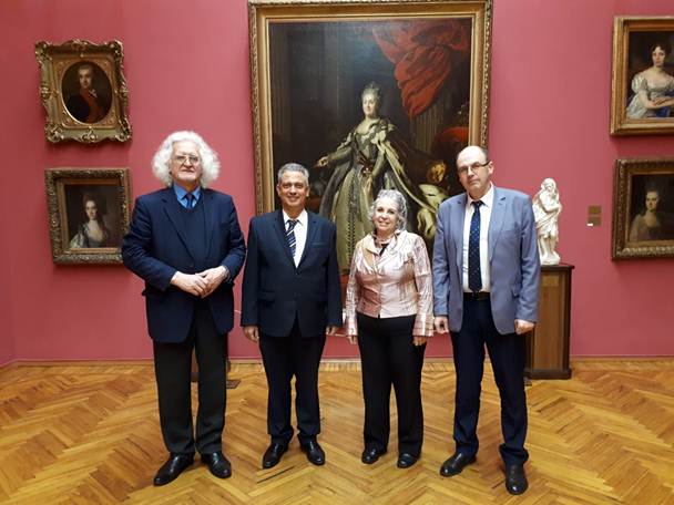 recibe-el-director-general-el-museo-nacional-de-arte-de-belarus-al-embajador-de-cuba